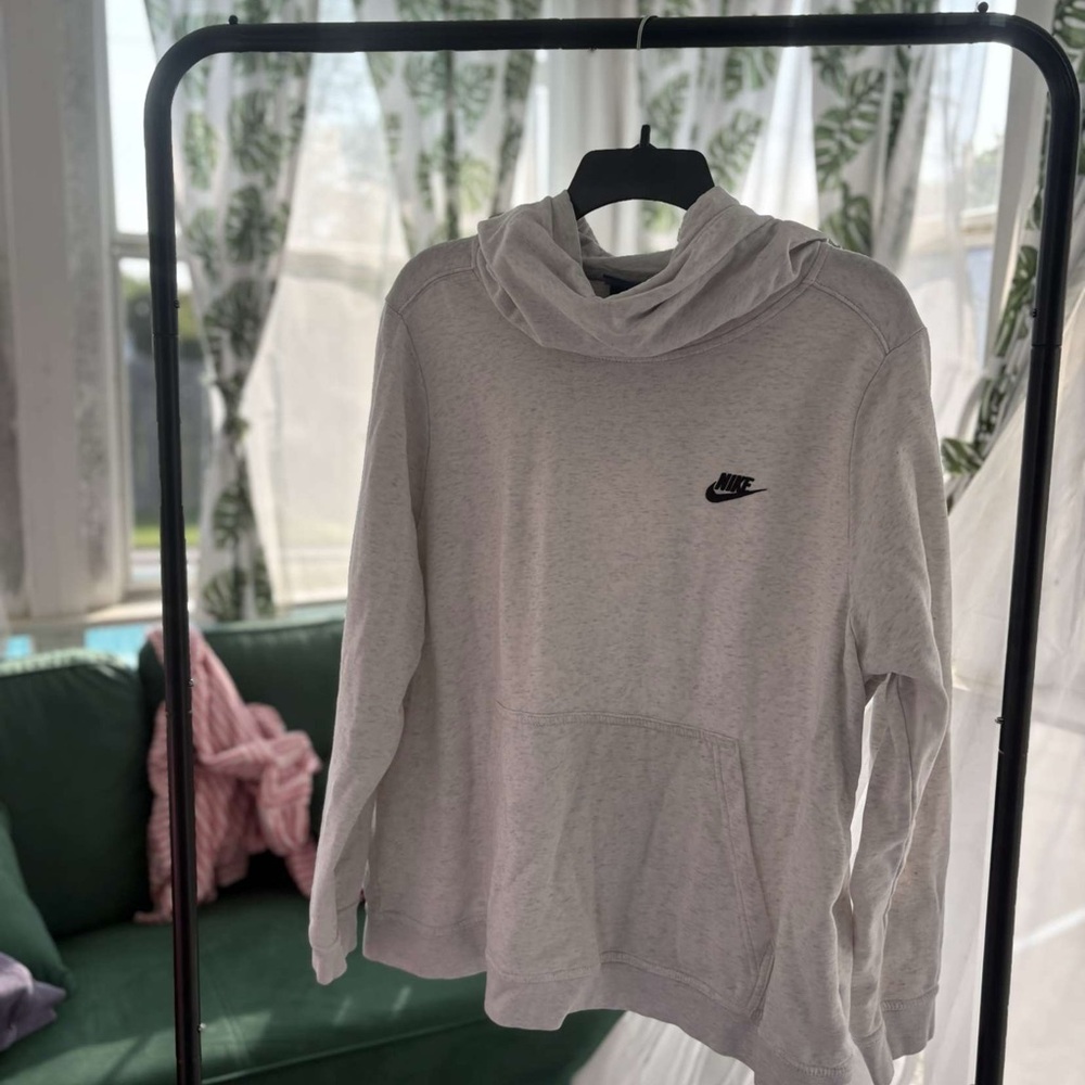 Nike White Oversized Long Sleeve Sweatshirt